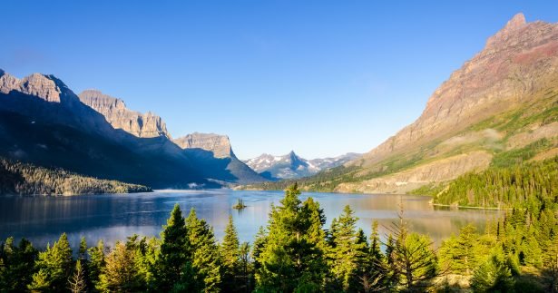 Image of Glacier Country, Montana Guide: Home Of Lush Mountainous Valleys