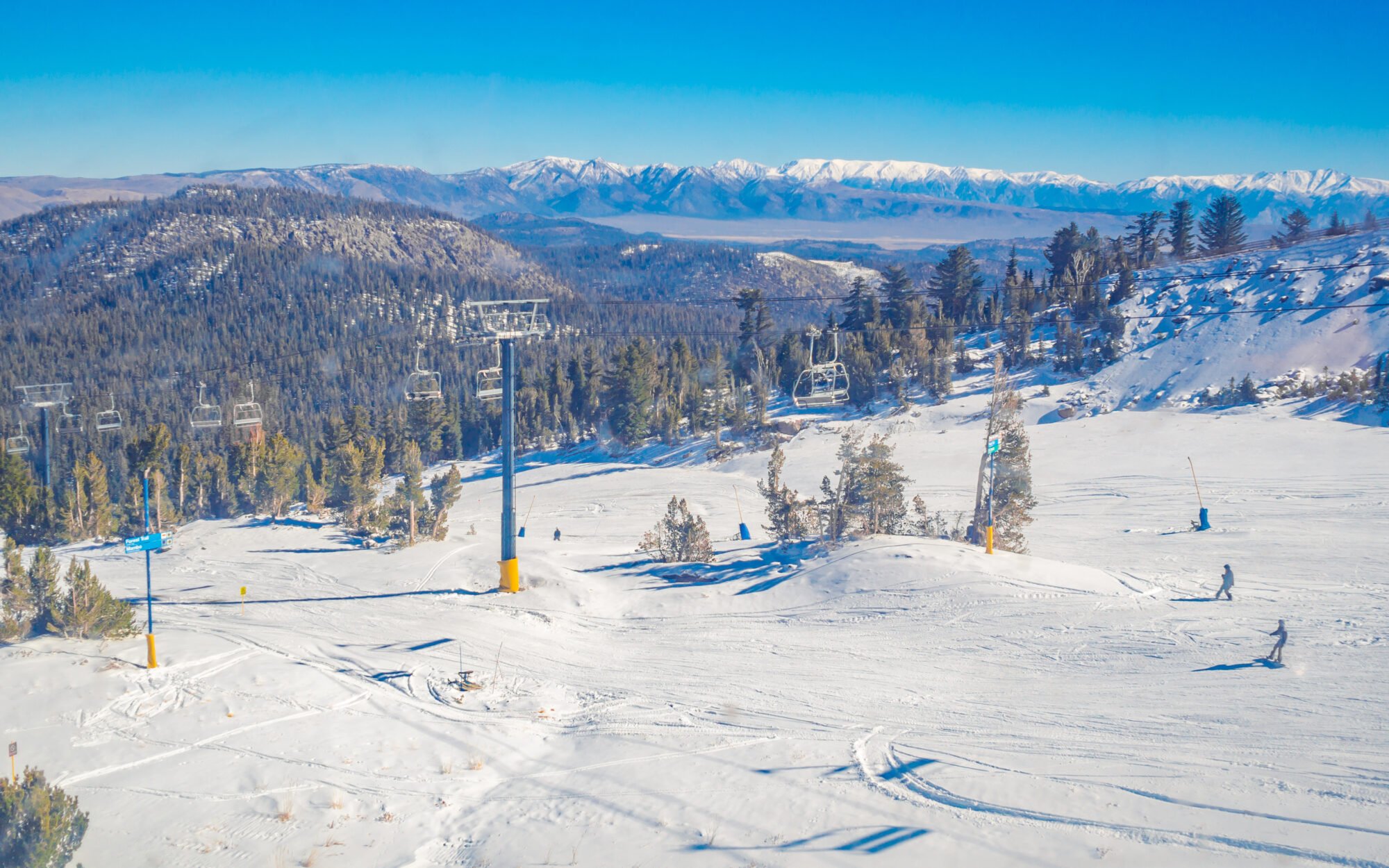 Snow landscape on Mammoth Mountain in California, US