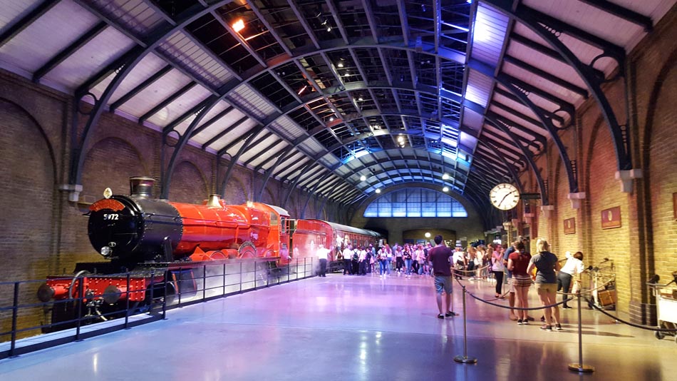 harry-potter-tour-train