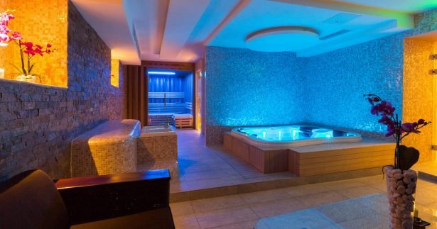Image of Holistic Health In Houston: 7 Holistic Spas That Will Relax And Heal You Like No Other