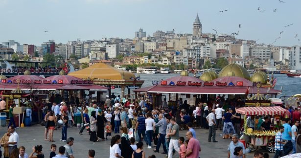 Image of 5 Street Food Spots to Visit While Exploring Old Istanbul