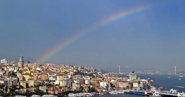 Image of Appreciating Architecture In Istanbul, Turkey