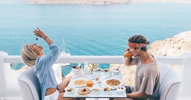 Image of Travel Blogging Instagram Couple Reveal How They Are Paid $9000 Per Post