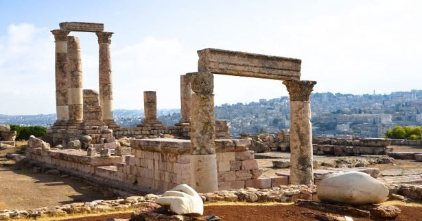 Image of Jordan Guide: A Modern and Historical Delight