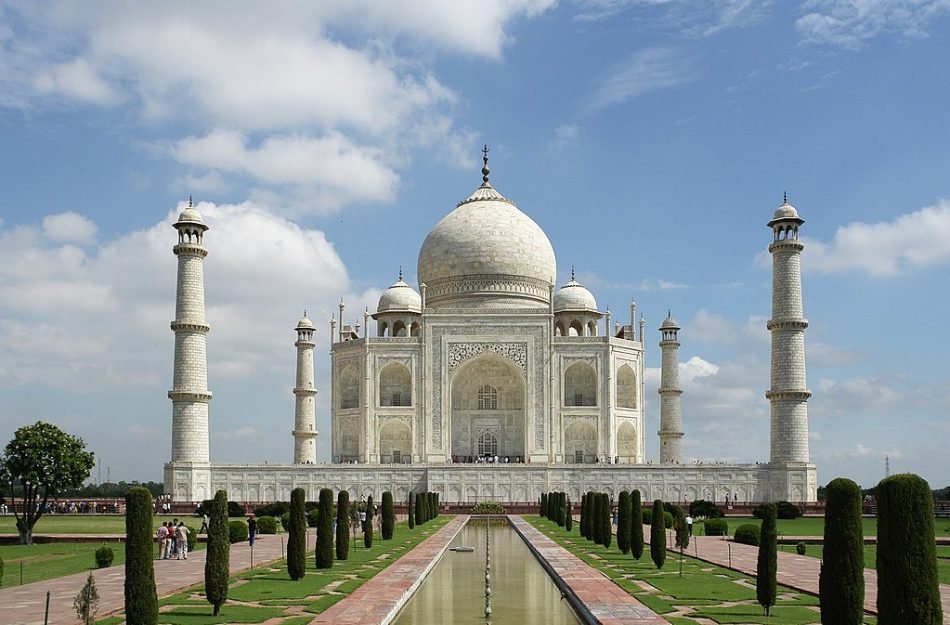 Taj Mahal armchair travel