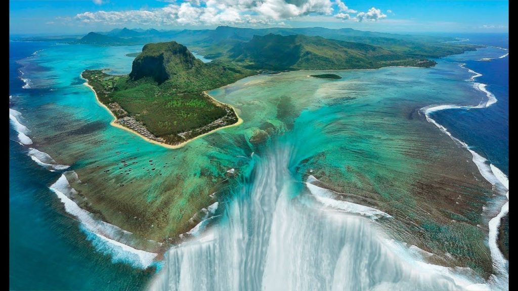 Mauritius Underwater Waterfall Illusion is Mind-blowing 