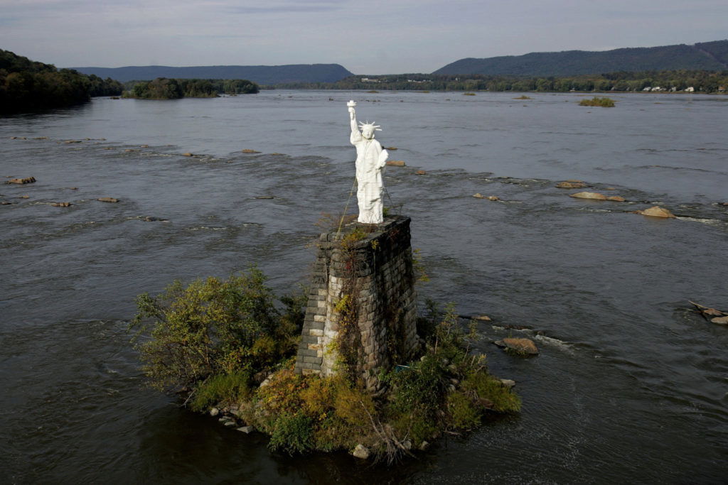 quirky roadside attractions