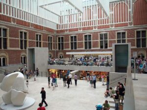 World’s Greatest Museums Worth Visiting