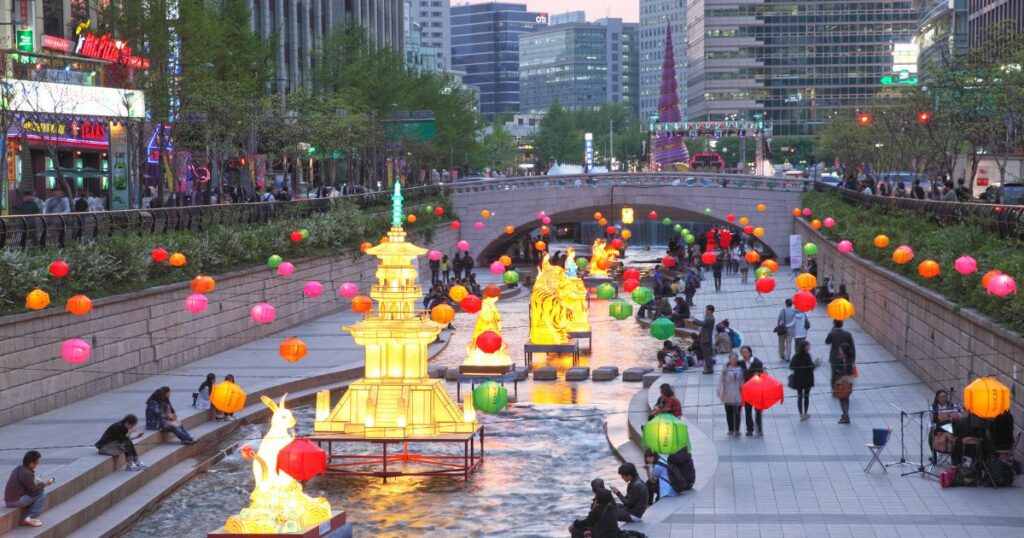 Shutterstock Seoul Lantern Festival in Cheonggyecheon Stream