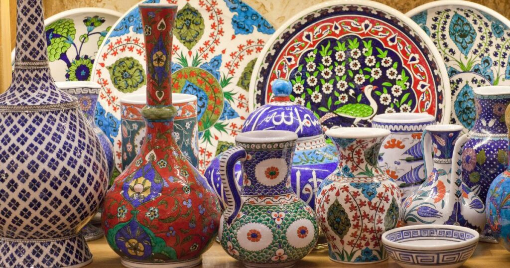 Shutterstock Traditional Turkish ceramics and souveniers in the Grand Bazaar in Istanbul, Turkey