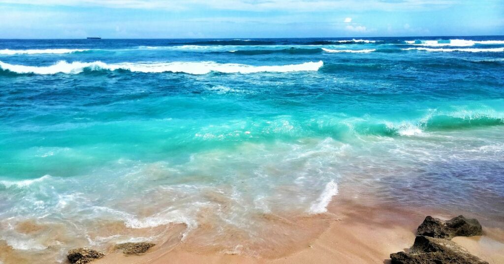 Shutterstock Green Bowl Beach in Bali