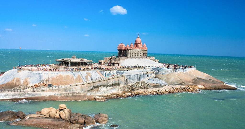 Shutterstock Small island with Swami Vivekananda memorial, Mandapam, Kanyakumari, Tamil Nadu, India