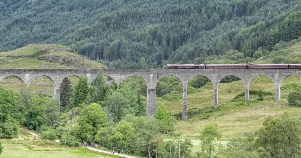 Shutterstock Royal Scotsman vintage diesel locomotive on the Glenfinnan Viaduct