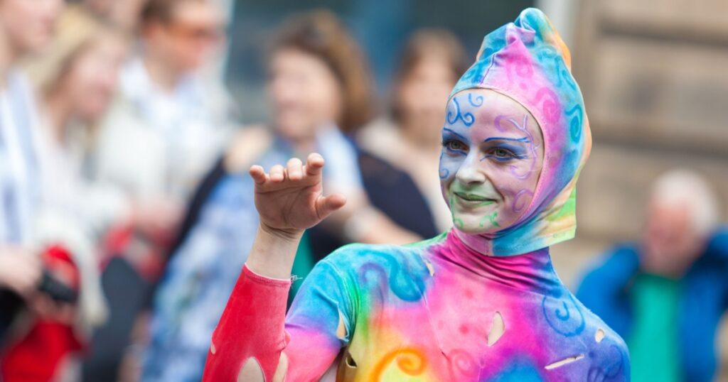 Artist performing on Fringe festival. Fringe is the very popular and largest arts festival in the world.