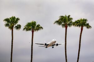 The Best Time to Book Flights for Every Season