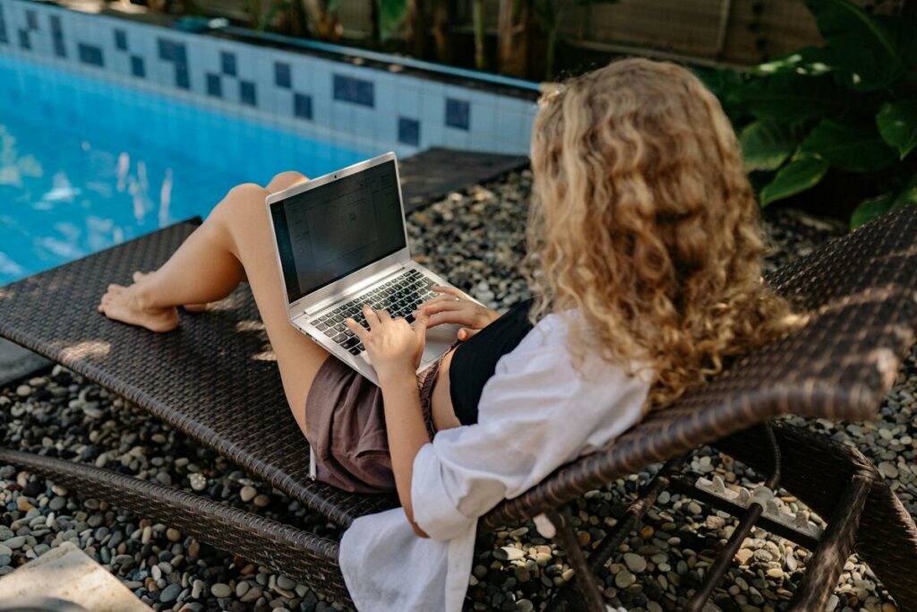 Work, Burnout, Repeat? Time for a Mid-Career Gap!
